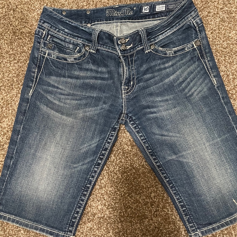 Women shorts